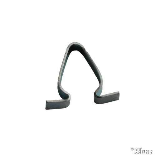 Clip window scraper + molding
