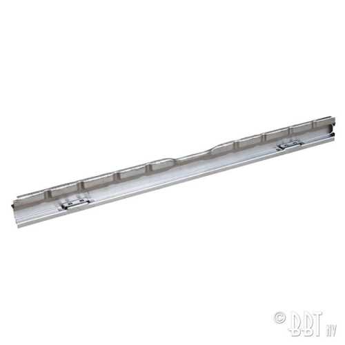 Engine lid hinge panel