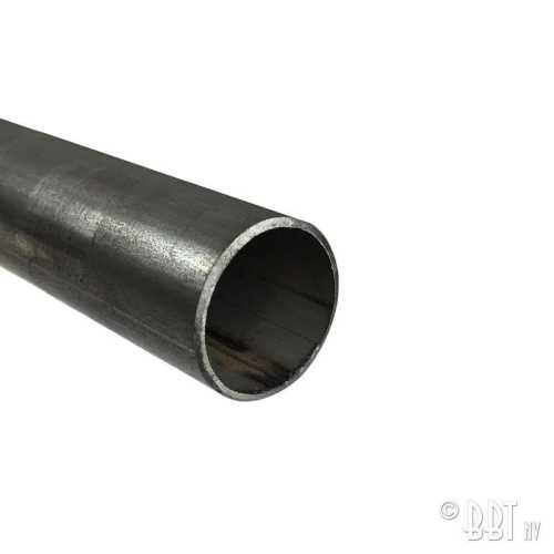 Guide tube through chassis for rear shift rod
