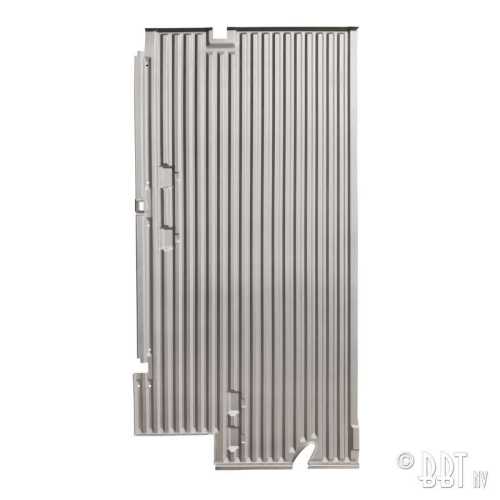 Halbe Bodenplatte pritsche tresor klappe links