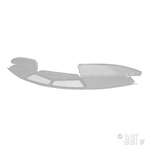 Roof gutter front with air inlet