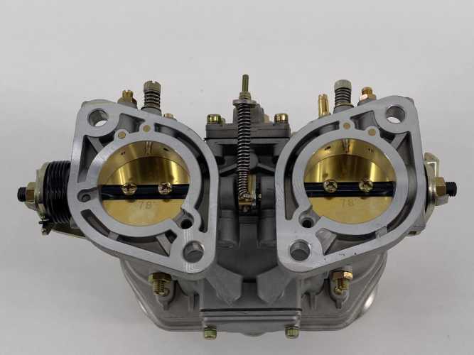 Doppelvergaseranlagen VW Wasserboxer 1,9l und 2,1l Repro IDF 40 Vergaser mit 4 Bypässen mit Luftfiltern