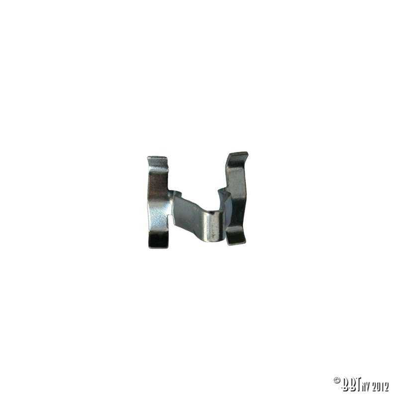 Molding clip for wide trim
