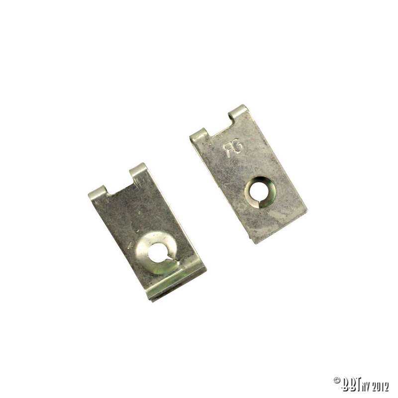 Snapnuts inner cabine door handle (2)