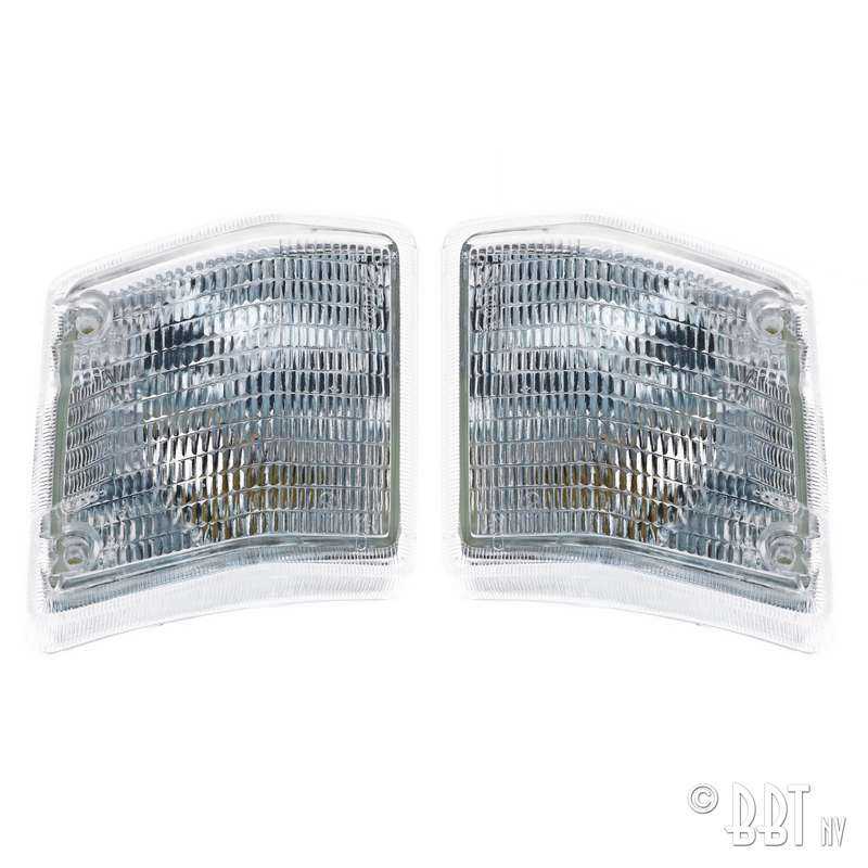 Turnsignal front clear (pair)