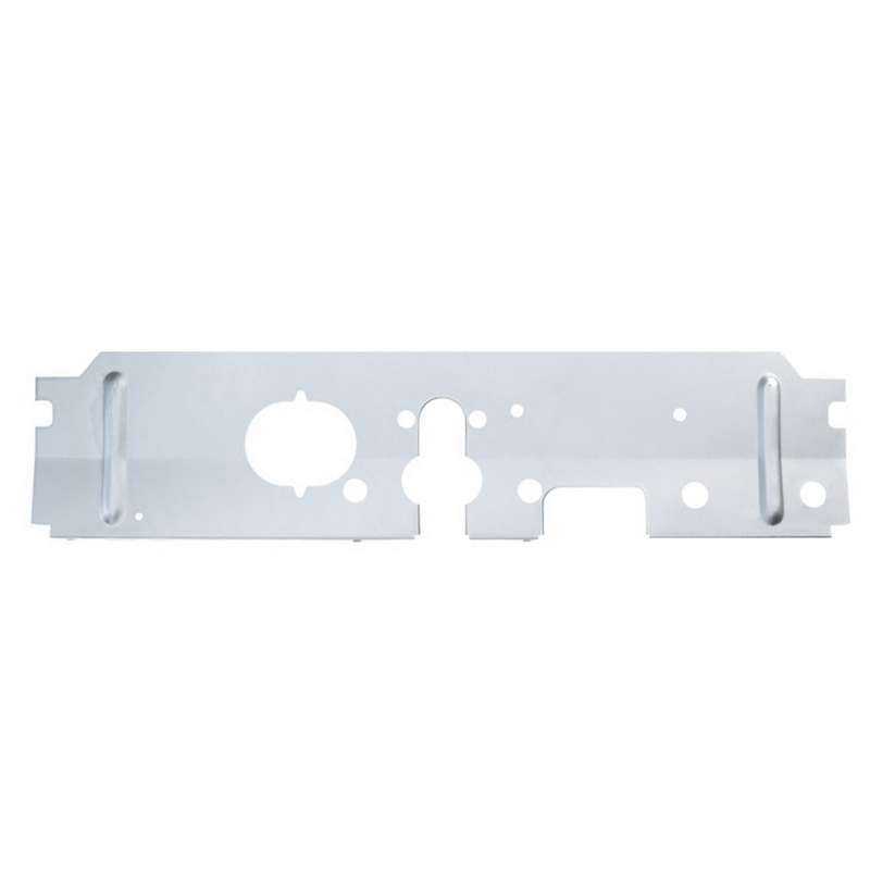 Reinforcement plate between front chassis beams - LHD