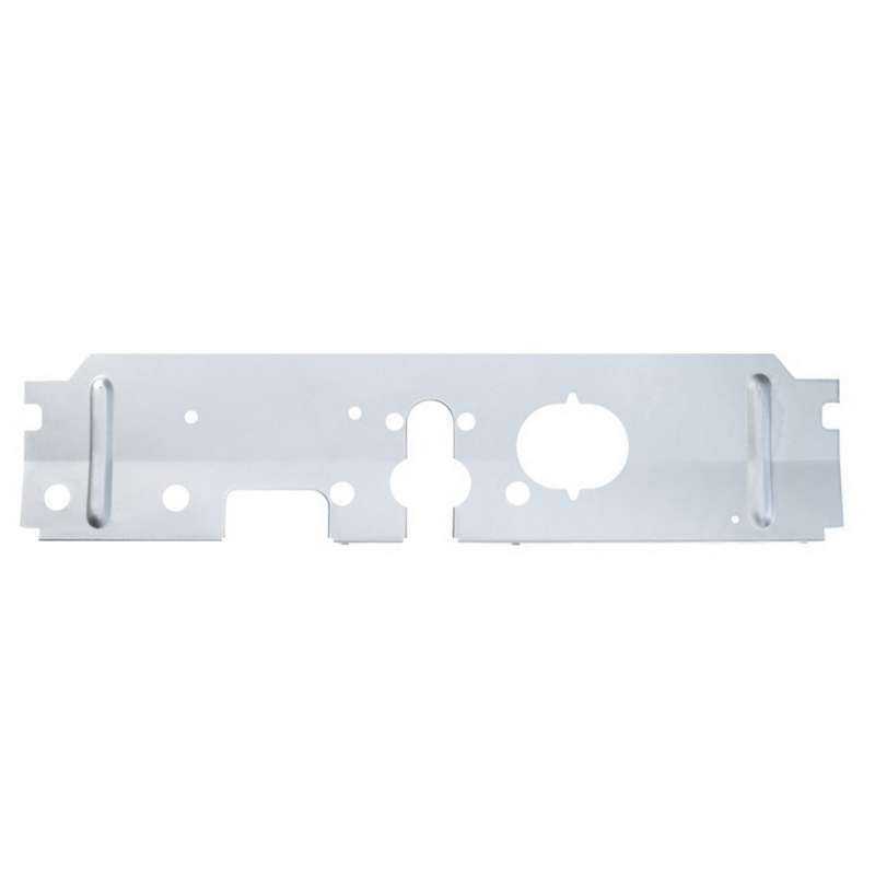 Reinforcement plate between front chassis beams - RHD