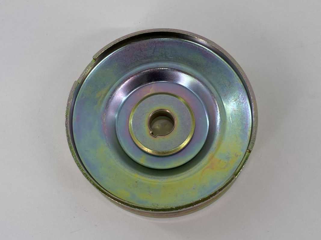 Riemenscheibe für Lichtmaschine VW Typ 1 schwarz 12V deutsche Qualität