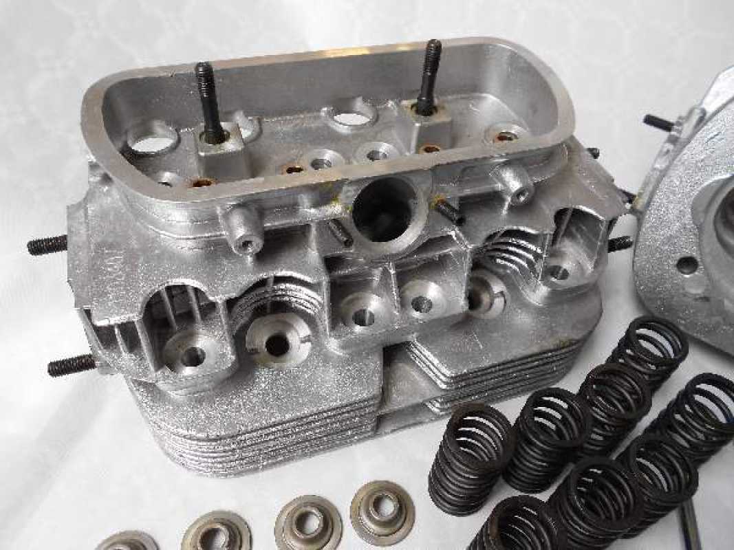 Cylinder Heads Single Port VW Beetle 1,3 40PS, Set