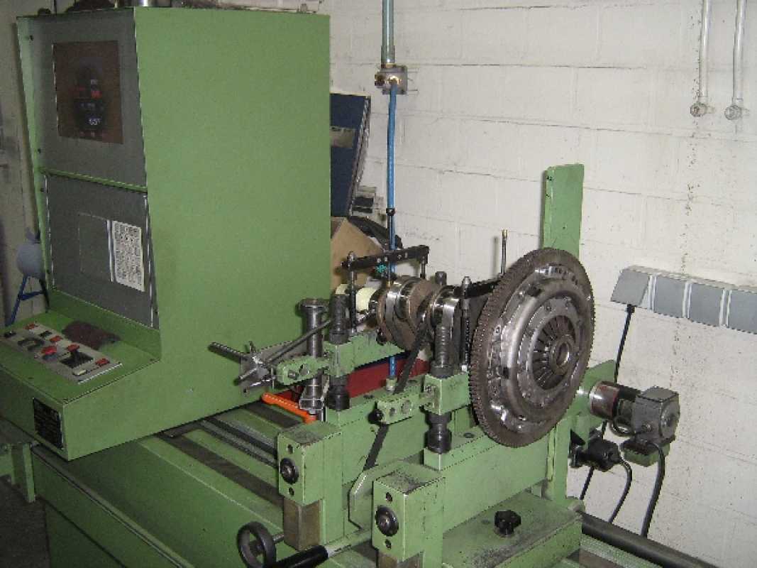 Kurbelwelle, Schwungrad, Druckplatte und Riemenscheibe feinwuchten VW Käfer Typ 1 und Bus