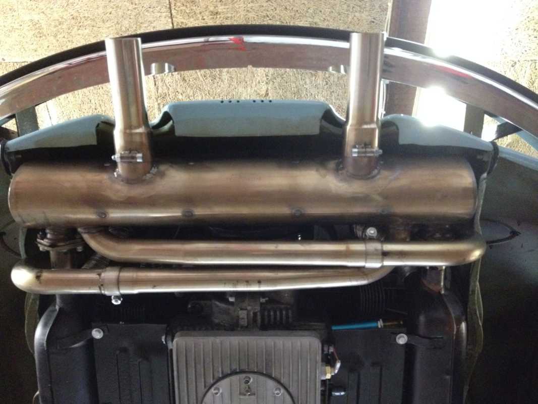 Ahnendorp VW Beetle Type 1 Customsport Exhaust - stainlees steel - carb. heading - w/o tail pipes