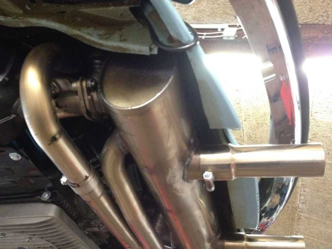Ahnendorp VW Beetle Type 1 Customsport Exhaust - stainlees steel - carb. heading - w/o tail pipes